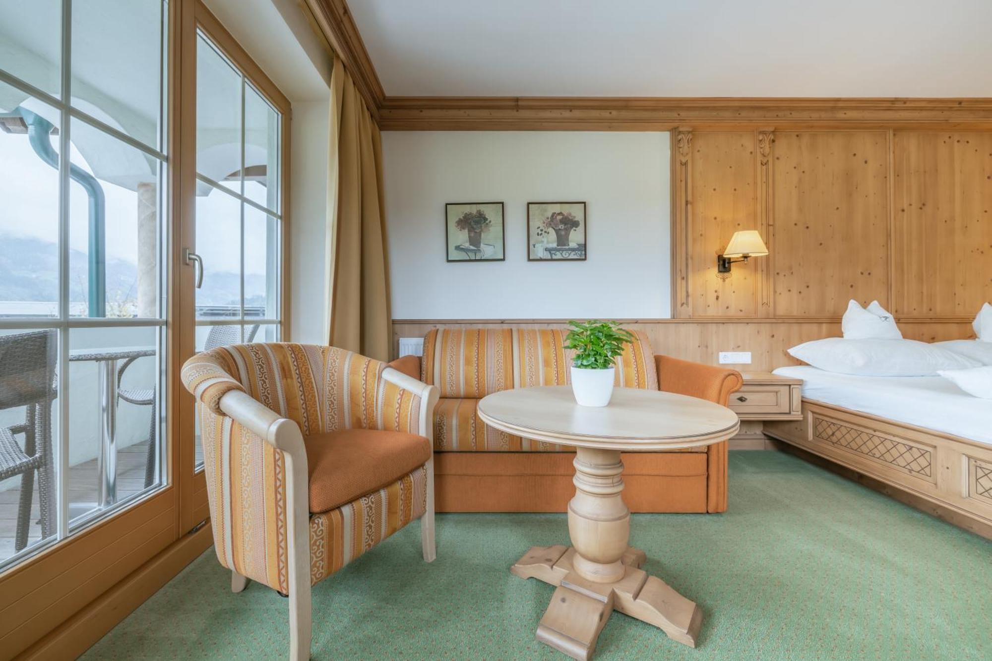 Wohlfühlhotel Garni Kerschdorfer - Adults Only 4* Kaltenbach