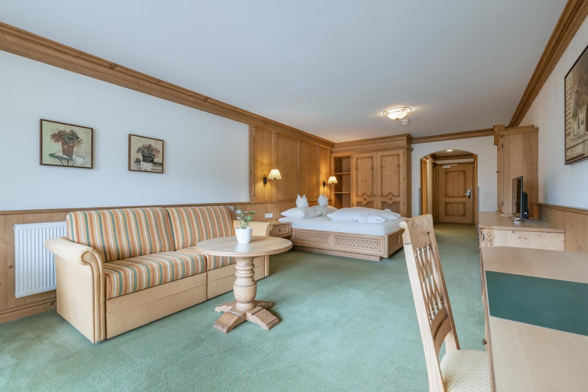 Kerschdorfer - Wohlfuehlhotel Garni - Adults Only 4* Kaltenbach