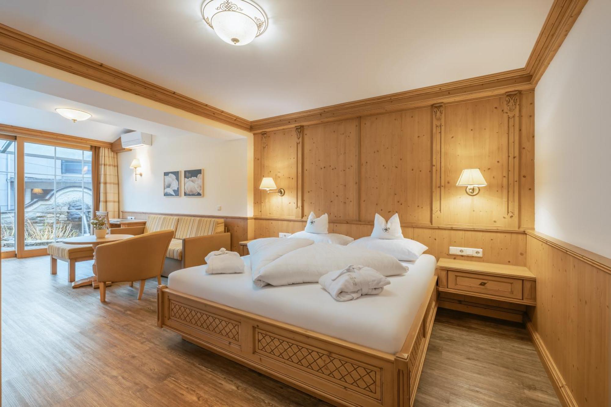 Hotel Kerschdorfer - Wohlfuehlhotel Garni - Adults Only Kaltenbach